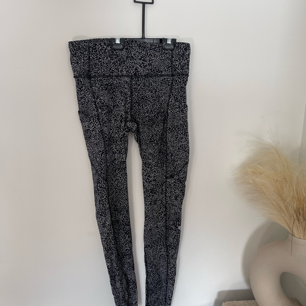 Lululemon Athletica Black and White Patterned Leggings